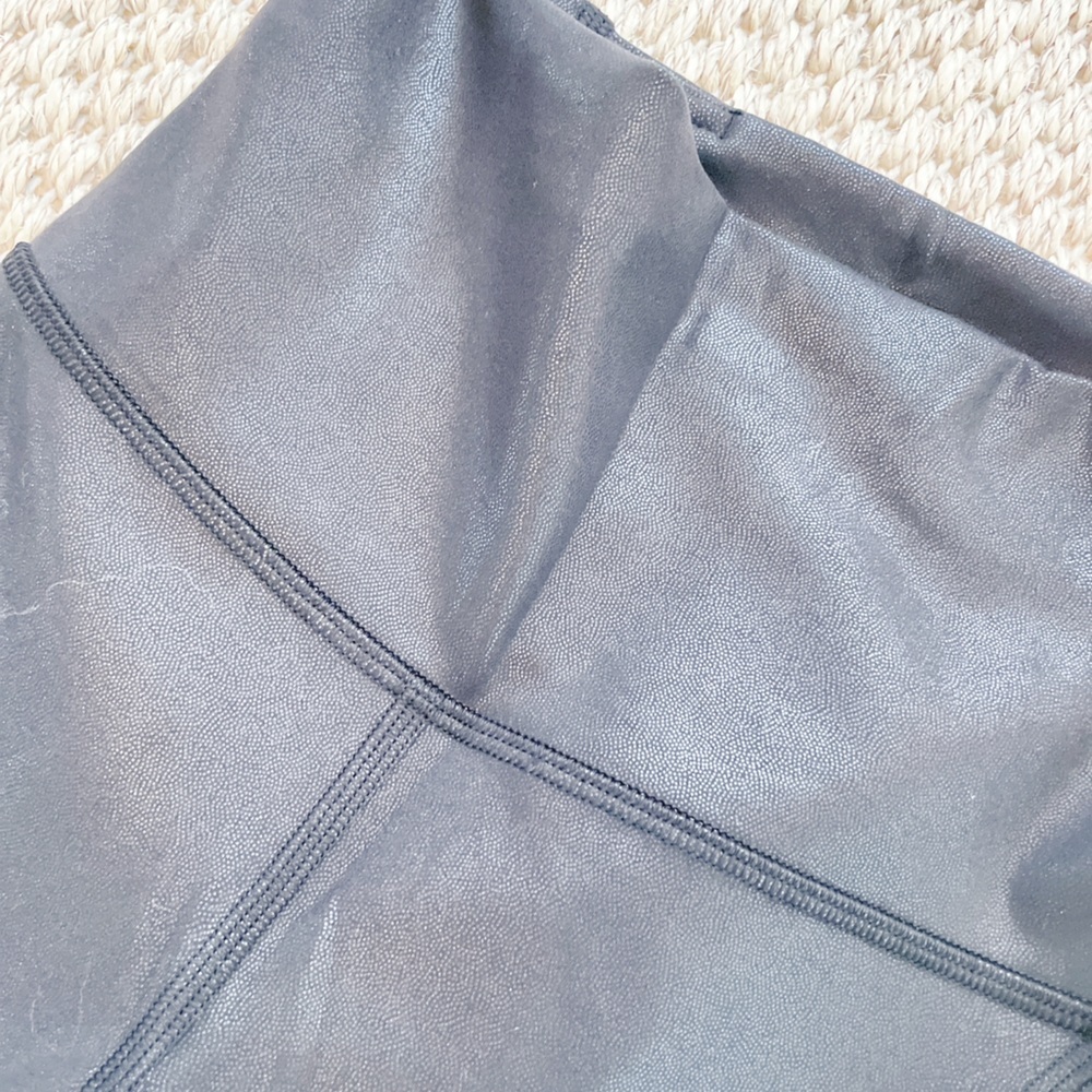 Lululemon shiny Women’s Black Leggings – Size 2 - Picture 4 of 7
